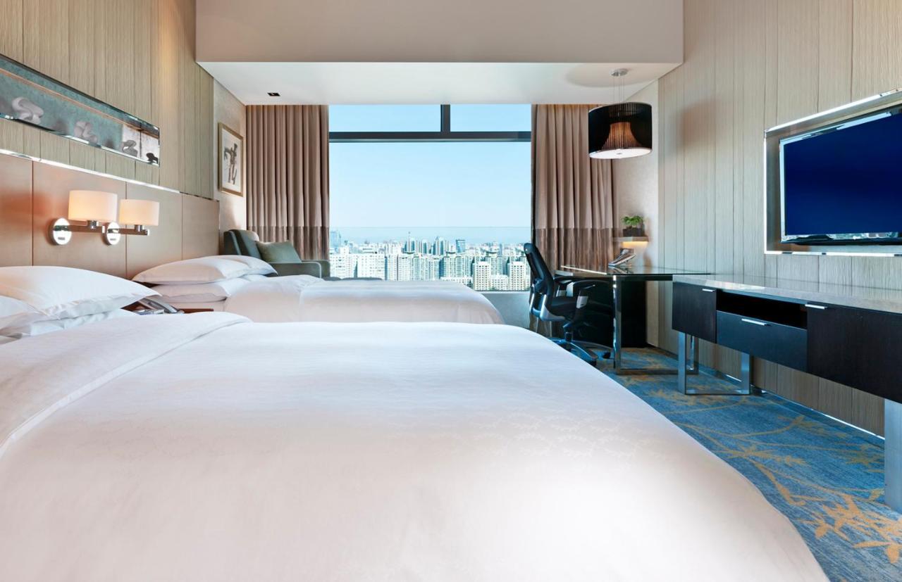 Sheraton Grand Beijing Dongcheng Hotel Экстерьер фото